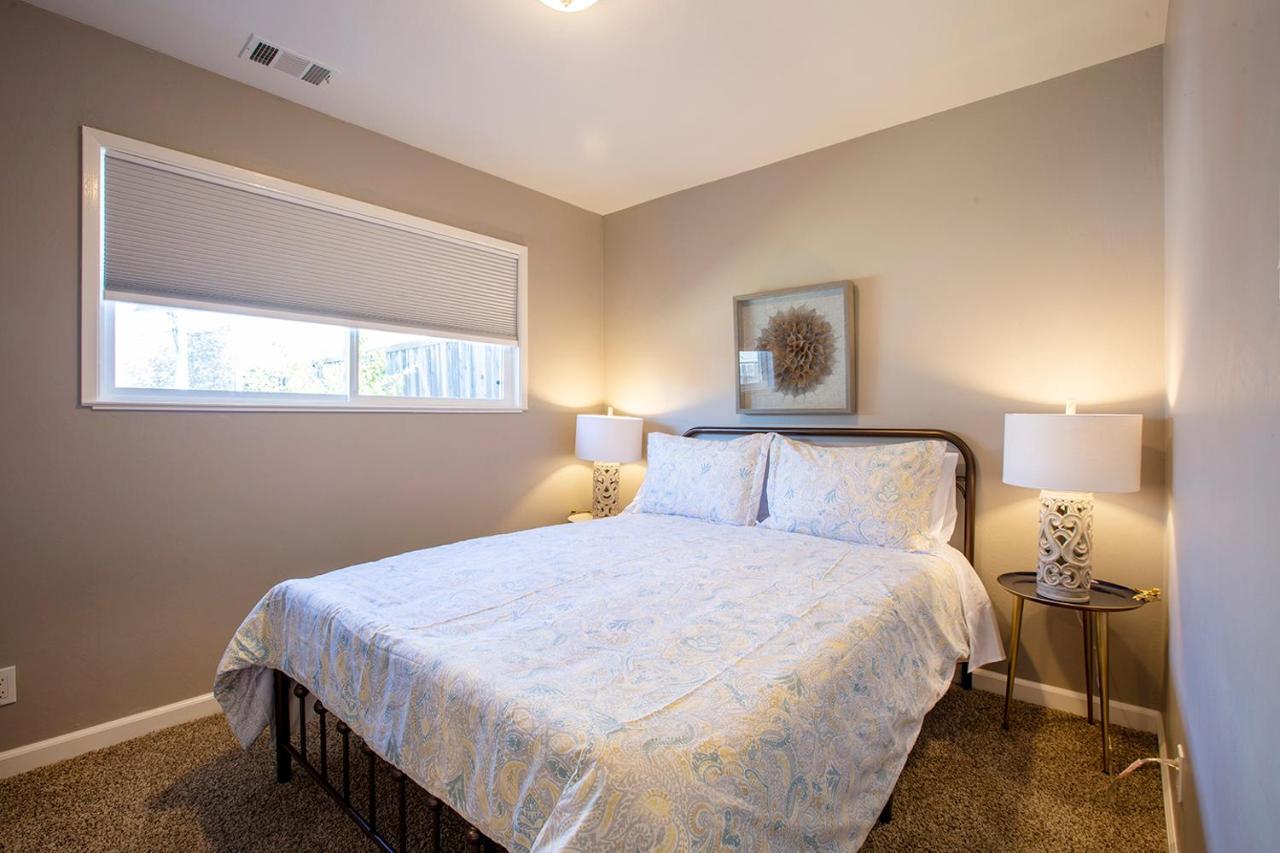 @ Marbella Lane Seaside Retreat, Walk To The Beach Half Moon Bay Bagian luar foto